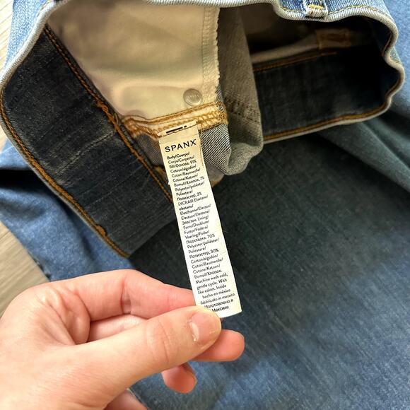 Spanx Seamed Front Wide Leg Jeans Size Small - Picture 11 of 15